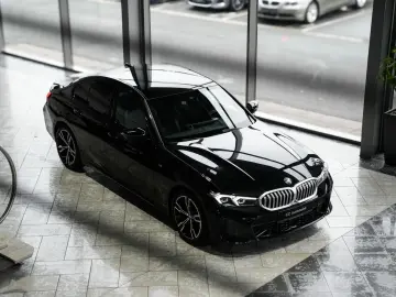 BMW 320i xDrive M Sport ACC Kamera