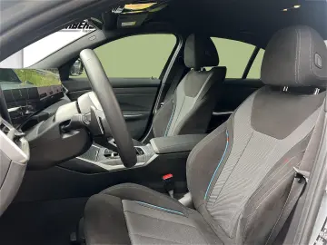 BMW 320i xDrive Limousine M Sportpaket HiFi DAB Shz