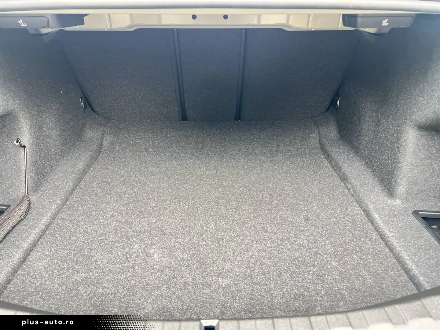 BMW 320i xDrive Limousine M Sportpaket HiFi DAB Shz