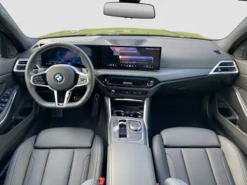 BMW 320i xDrive Limousine    M-Sport ACC SHD SAG