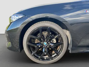 BMW 320i xDrive Limousine    M-Sport ACC SHD SAG