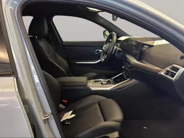 BMW 320d Limousine M Sport Navi Kamera Driv.Assist