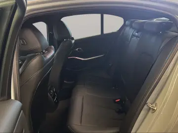 BMW 320d Limousine M Sport Navi Kamera Driv.Assist