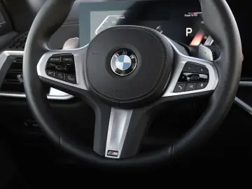 BMW X5 xDrive30d M Sport AHK Sitzbel AHK ACC 360  So