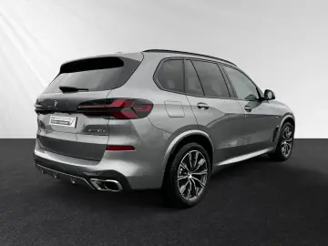 BMW X5 xDrive50e M Sport AHK Pano Head-Up H K