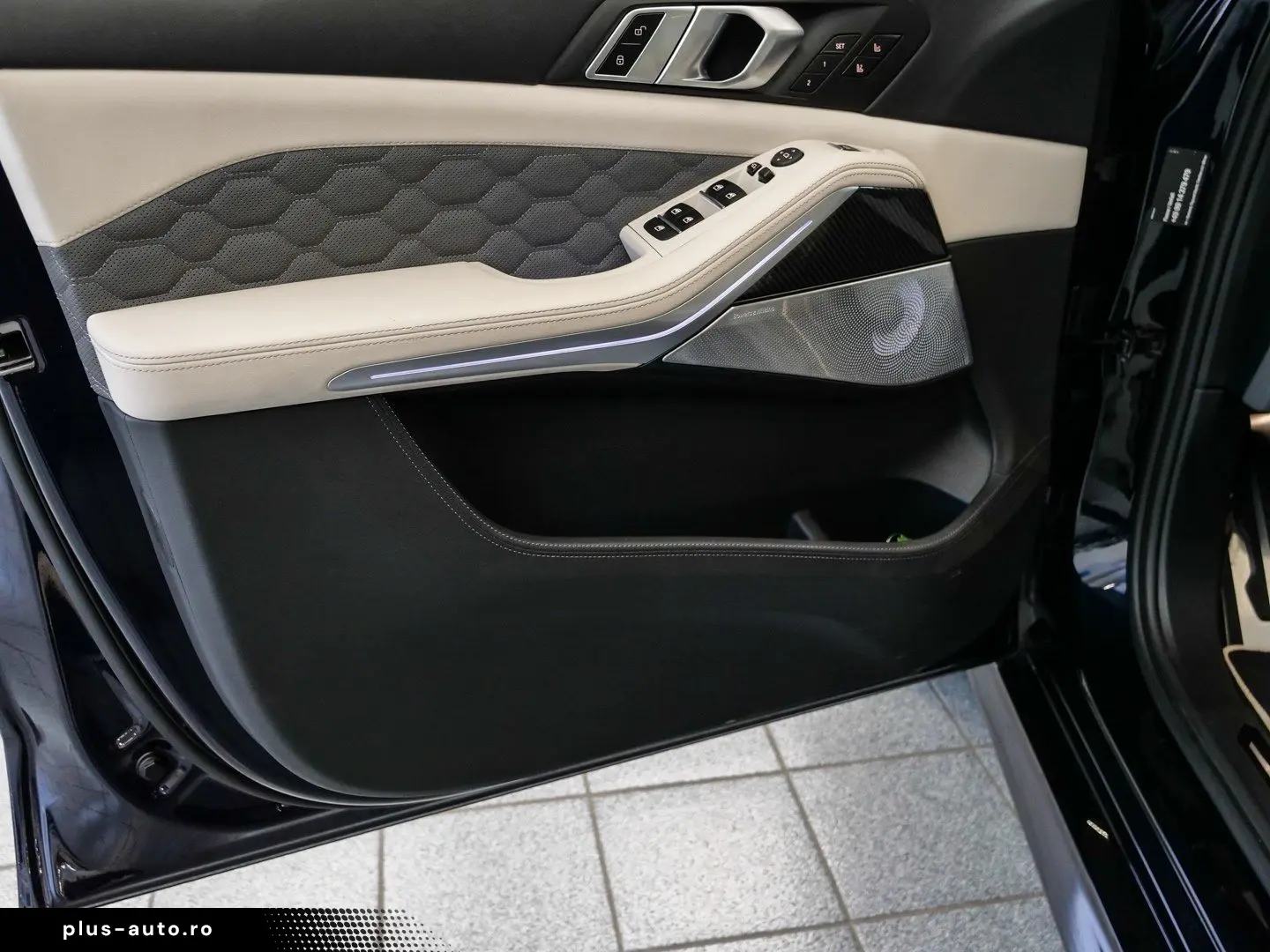 BMW X5 M Competition Aut Nav HuD LED B&W Pano Drive