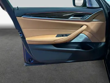 BMW 540d xDrive Aut.  Glasdach  SHZ  LED