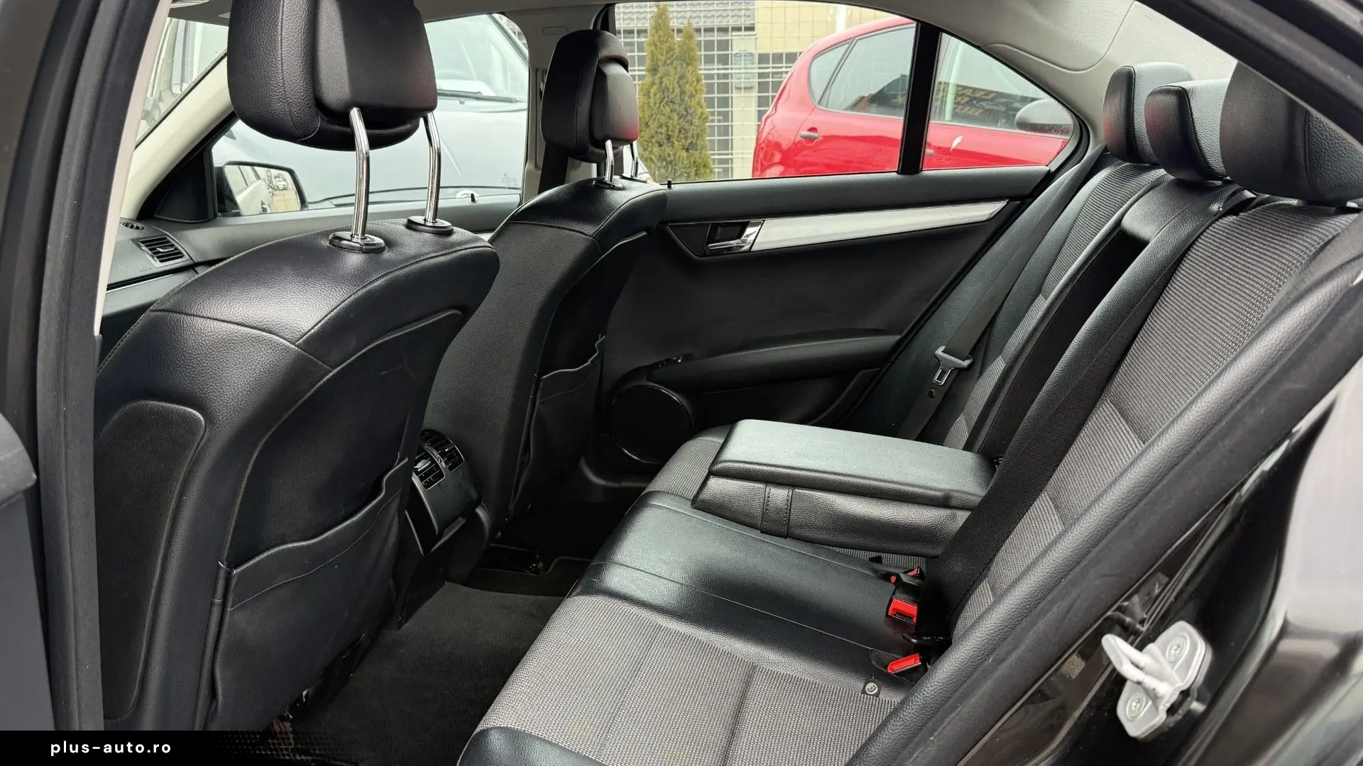 Mercedes-Benz C180 CDI (2143cc) 120CP Automata 2010 11 Euro