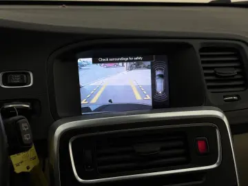 Volvo V60 2.4d Plug-in Hybrid 283CP 4x4 Automata 2013 10 Eur