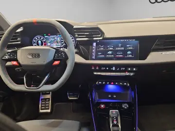 AUDI RS 3 Lim. 2.5TFSI RS Sportabgas Pano