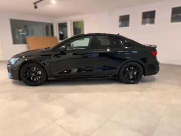 AUDI RS3 2.5 TFSI quattro  M.Ride Matrix-LED VOLL 1.H