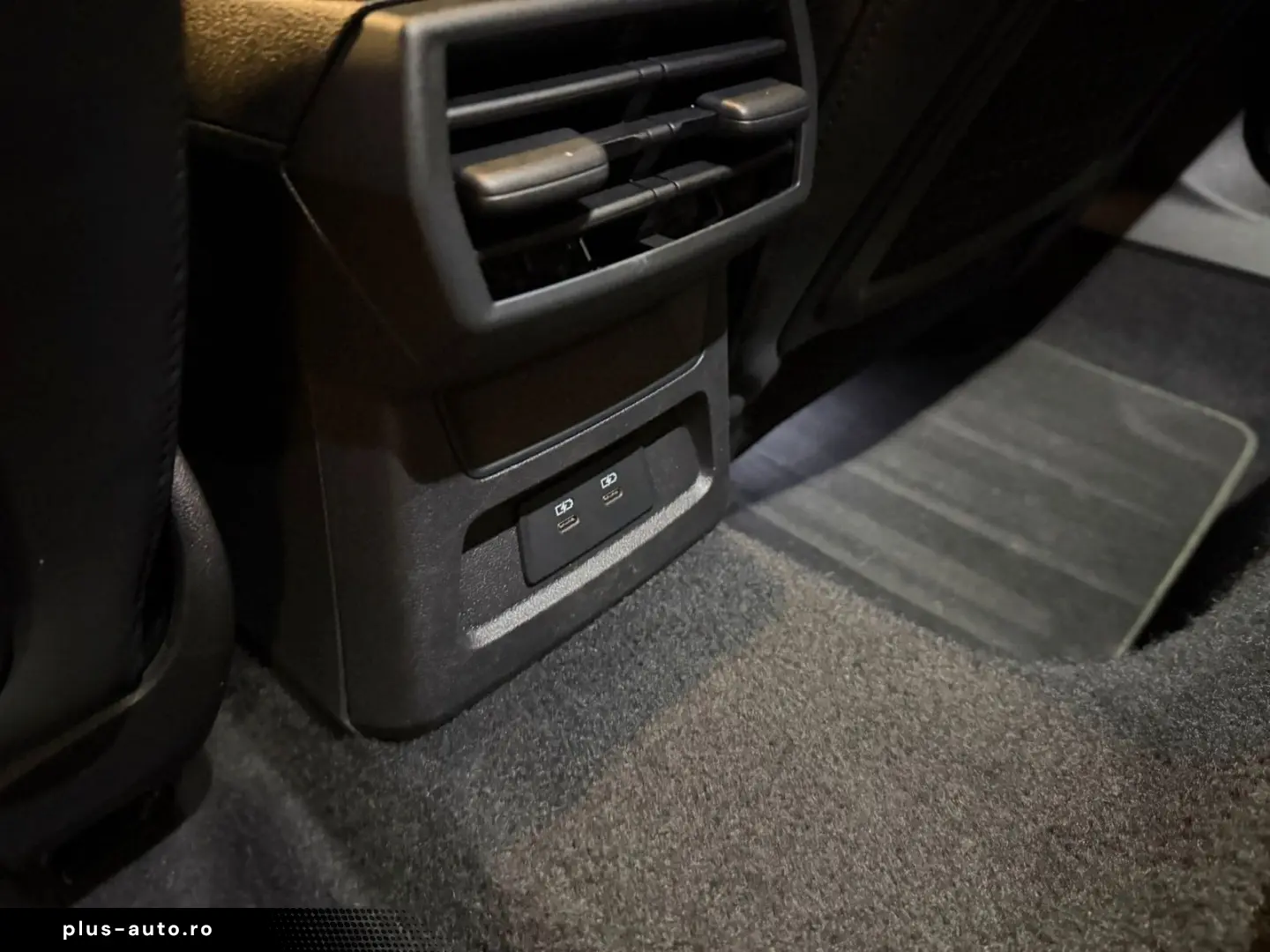 AUDI RS3 2.5 TFSI quattro  M.Ride Matrix-LED VOLL 1.H