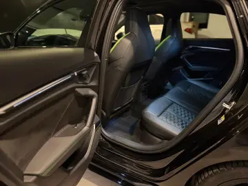 AUDI RS3 2.5 TFSI quattro  M.Ride Matrix-LED VOLL 1.H