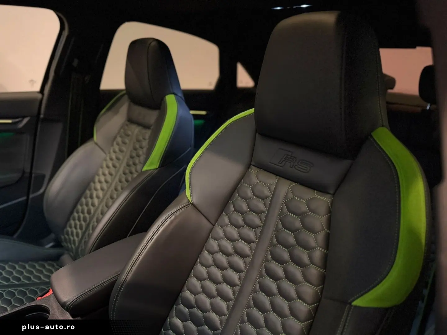 AUDI RS3 2.5 TFSI quattro  M.Ride Matrix-LED VOLL 1.H