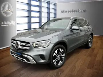 MERCEDES-BENZ GLC 300 e 4M AHK DISTRONIC 360  CARPLAY