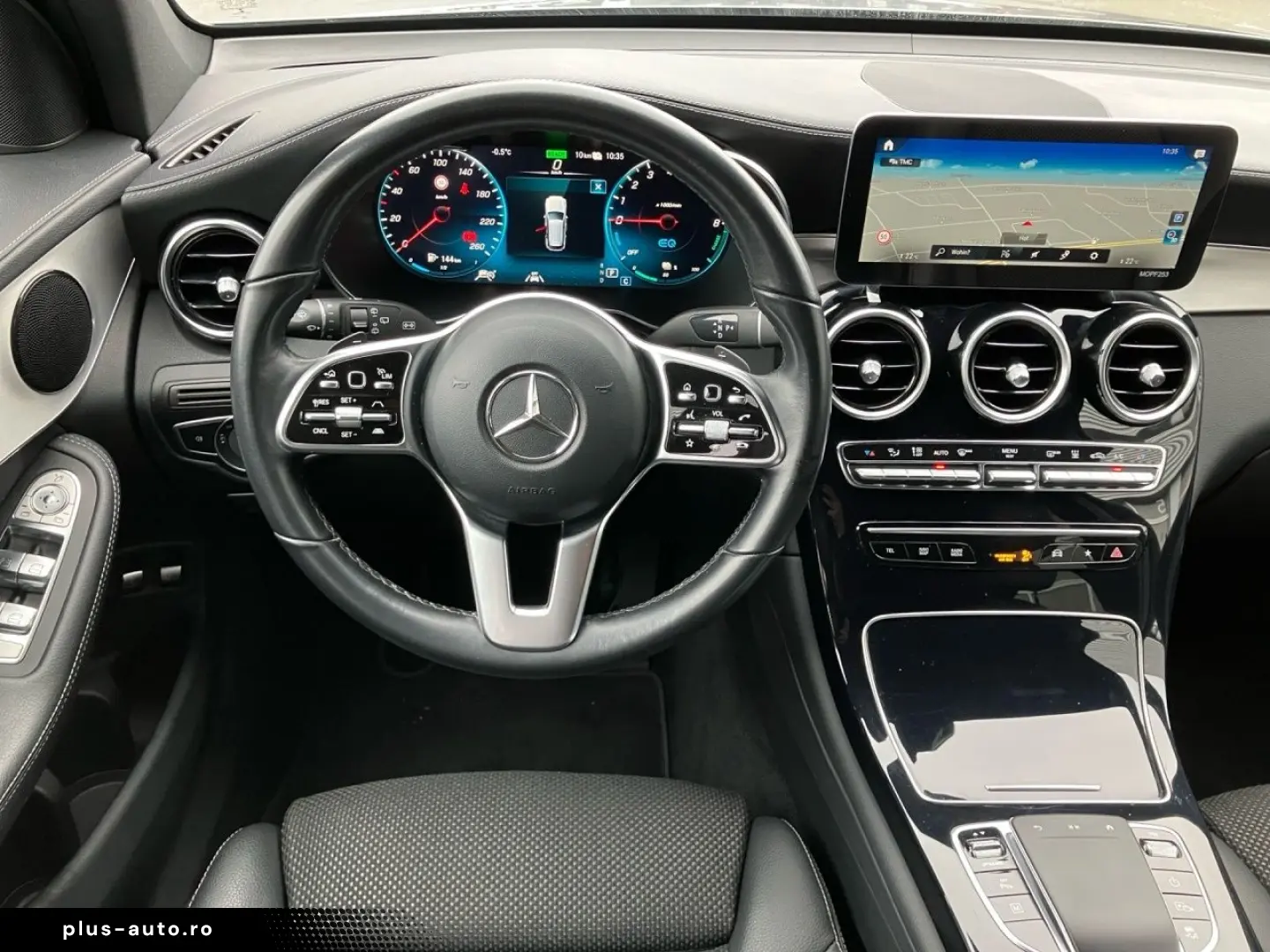 MERCEDES-BENZ GLC 300 e 4M AHK DISTRONIC 360  CARPLAY