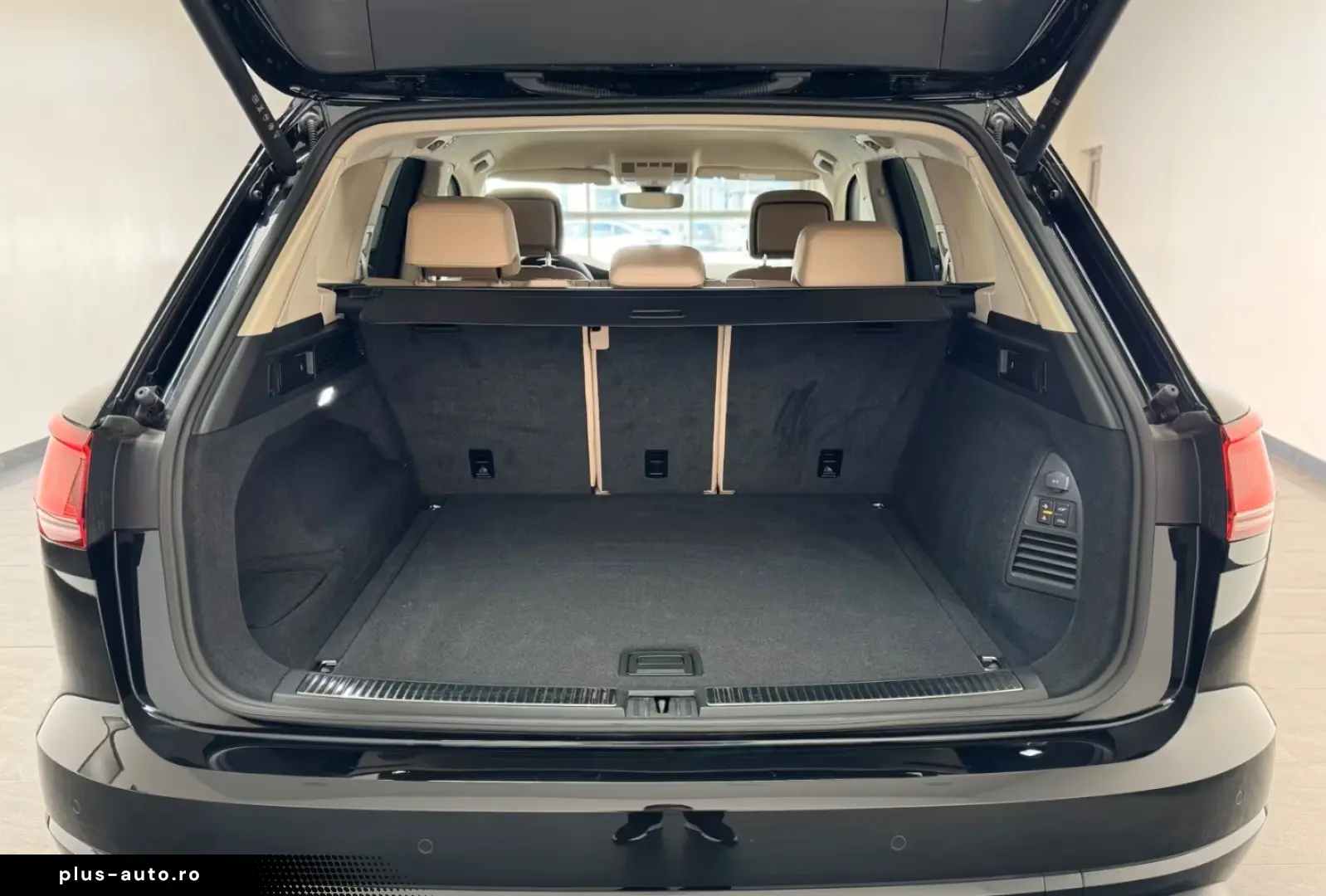 Volkswagen Touareg 3.0 TDI Elegance V6  StHZG