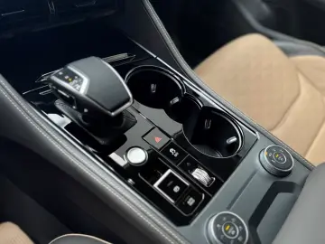 Volkswagen Touareg 3.0 TDI Elegance V6  StHZG