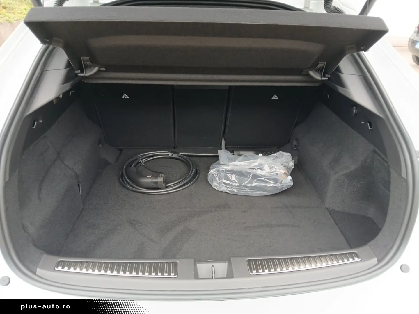 RENAULT Rafale Atelier Alpine E-Tech Plug-in Hybrid 300