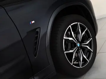 BMW X3 xDrive30i M Sport HUD ACC H&K PANO STHZ AHK