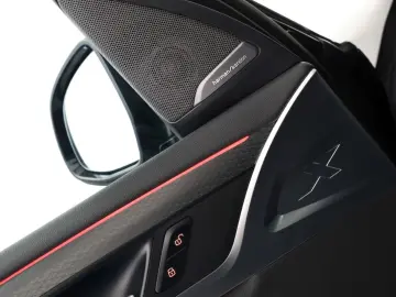 BMW X3 xDrive30i M Sport HUD ACC H&K PANO STHZ AHK