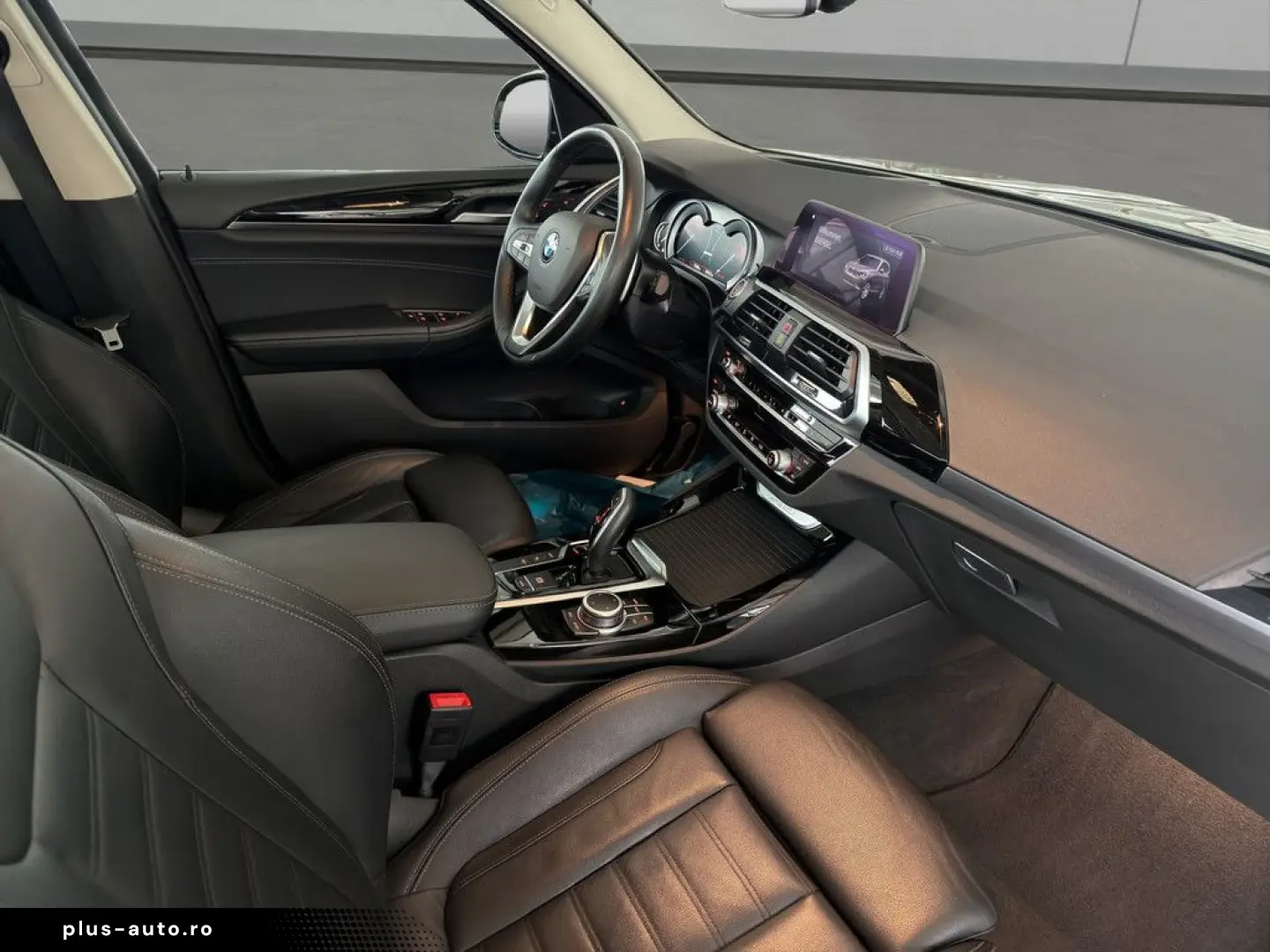 BMW X3 xDrive30e HYBRID LED NAVI HUD PANO 19  AHK