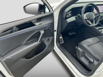 Volkswagen Tiguan 2.0TDI R-Line 4M DSG AHK