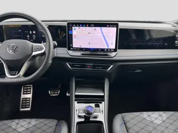 Volkswagen Tiguan 2.0TDI R-Line 4M DSG AHK