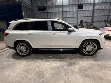 MERCEDES-BENZ GLS 600 Maybach T1 4MATIC V8 558HP