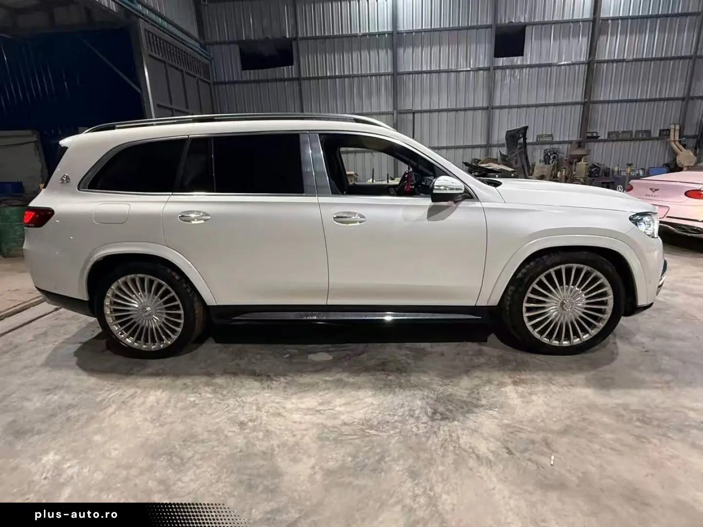 MERCEDES-BENZ GLS 600 Maybach T1 4MATIC V8 558HP