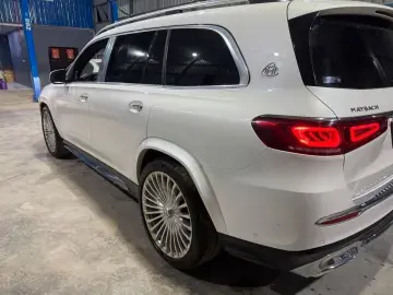 MERCEDES-BENZ GLS 600 Maybach T1 4MATIC V8 558HP