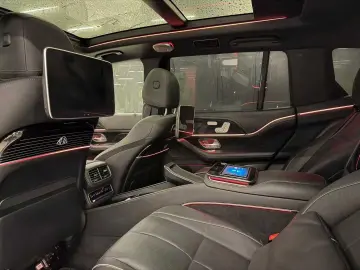 MERCEDES-BENZ GLS 600 Maybach T1 4MATIC V8 558HP