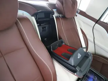 MERCEDES-BENZ GLS 600 Maybach First Class Fond-TV Massage