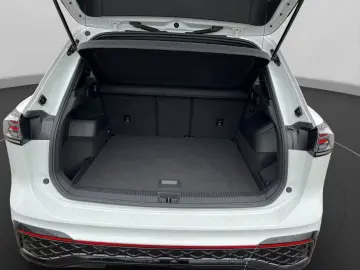 Volkswagen Tiguan R Line 2.0 TDI 4Motion DSG