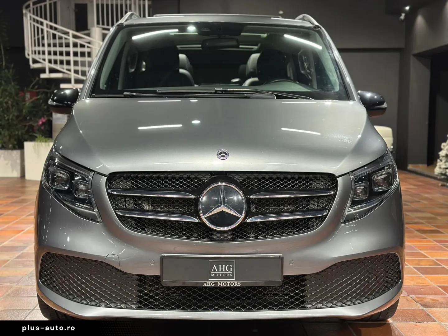 MERCEDES-BENZ V 300 LANG PANO 2xSTÜR LEDER 6EINZELSI&hellip;