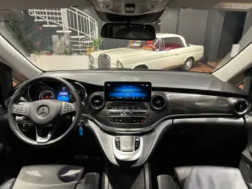 MERCEDES-BENZ V 300 LANG PANO 2xSTÜR LEDER 6EINZELSI&hellip;