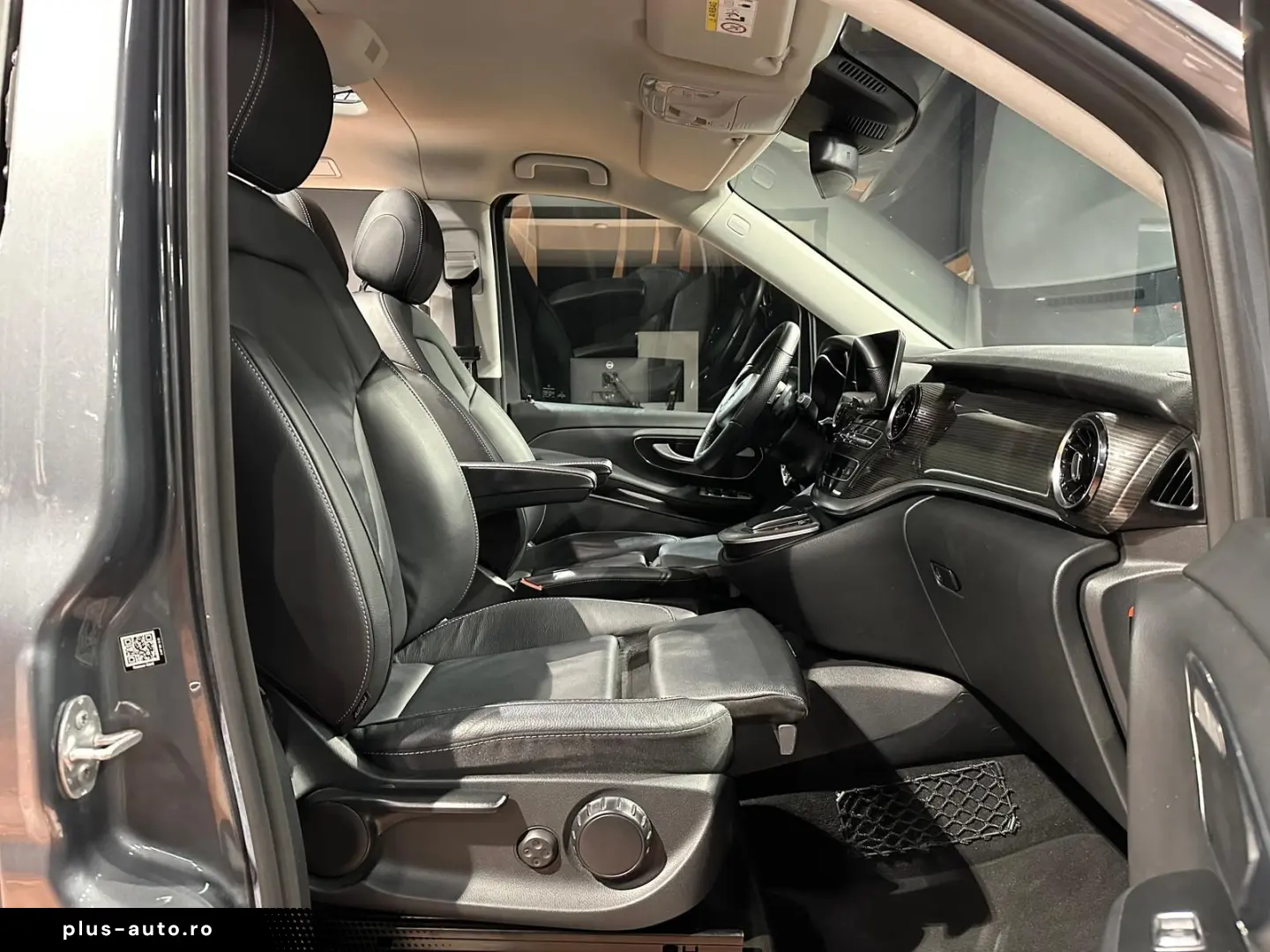 MERCEDES-BENZ V 300 LANG PANO 2xSTÜR LEDER 6EINZELSI&hellip;