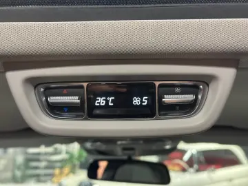 MERCEDES-BENZ V 300 LANG PANO 2xSTÜR LEDER 6EINZELSI&hellip;