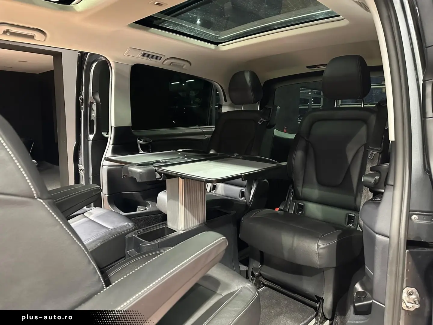 MERCEDES-BENZ V 300 LANG PANO 2xSTÜR LEDER 6EINZELSI&hellip;