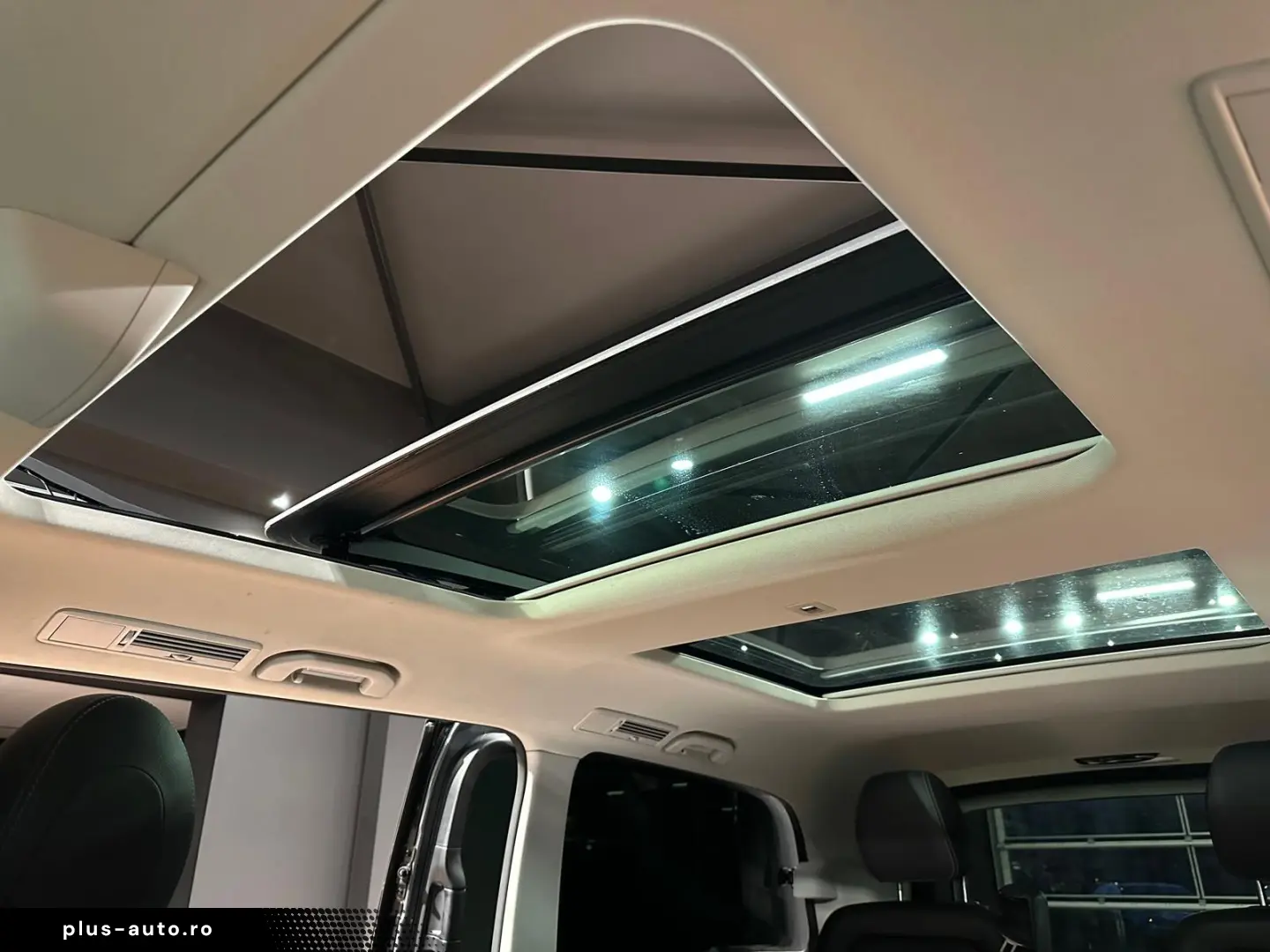 MERCEDES-BENZ V 300 LANG PANO 2xSTÜR LEDER 6EINZELSI&hellip;