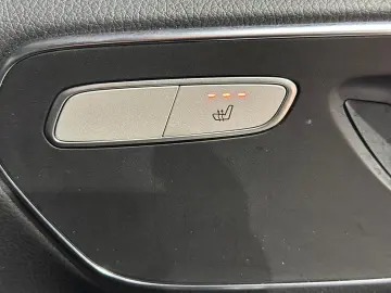 MERCEDES-BENZ V 300 LANG PANO 2xSTÜR LEDER 6EINZELSI&hellip;