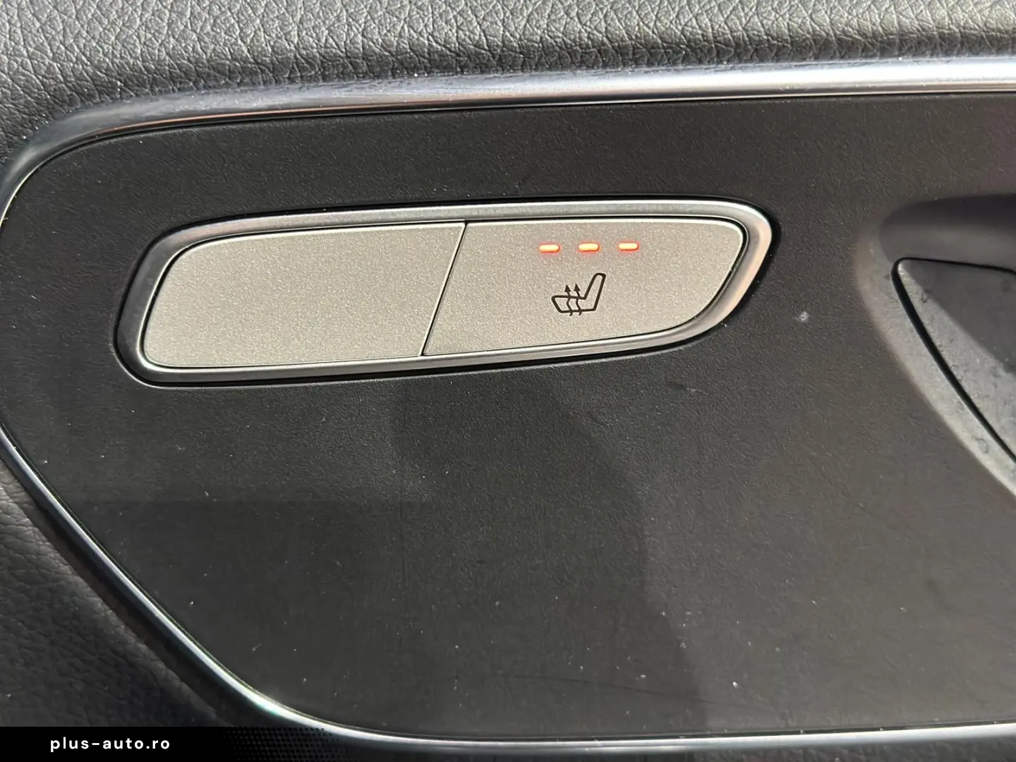 MERCEDES-BENZ V 300 LANG PANO 2xSTÜR LEDER 6EINZELSI&hellip;