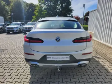 BMW X4 20i