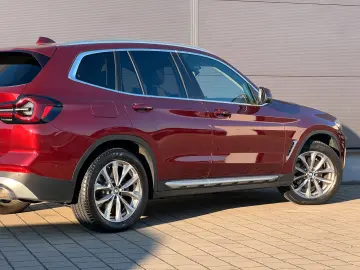 BMW X3 xDrive 20i Panor Leder DrivAss LED Parkassist