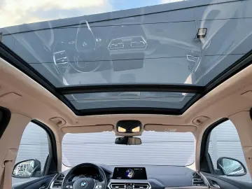 BMW X3 xDrive 20i Panor Leder DrivAss LED Parkassist