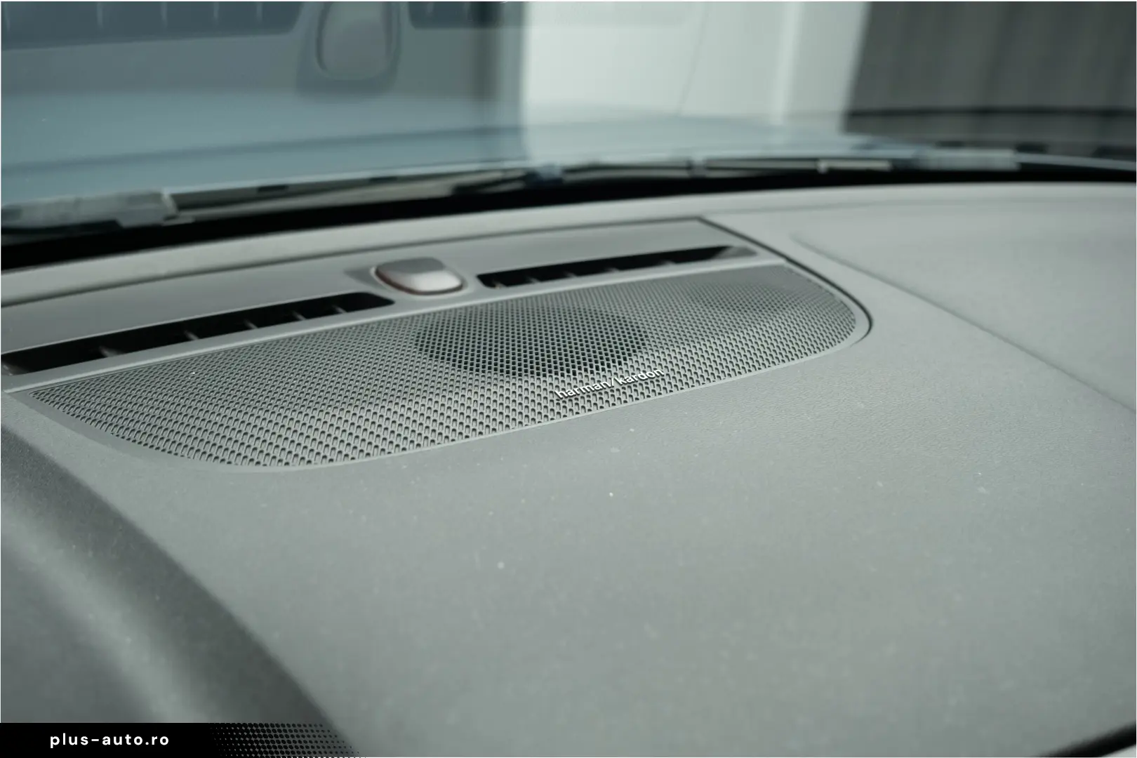 Volvo XC40 B4 AWD R-Design