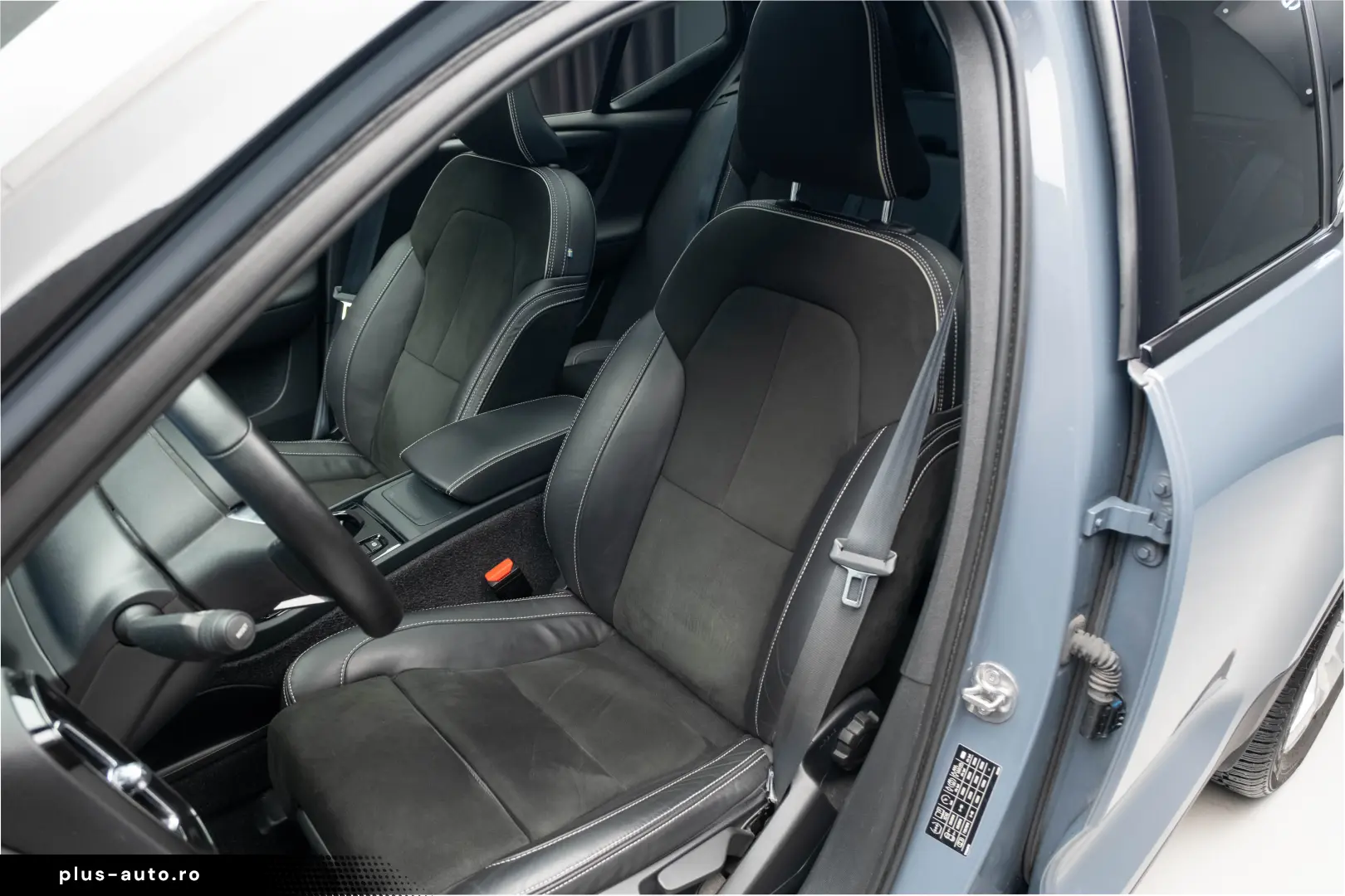 Volvo XC40 B4 AWD R-Design