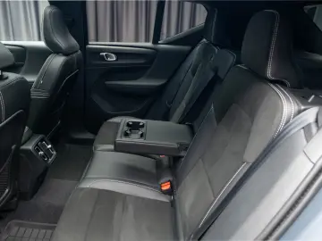 Volvo XC40 B4 AWD R-Design