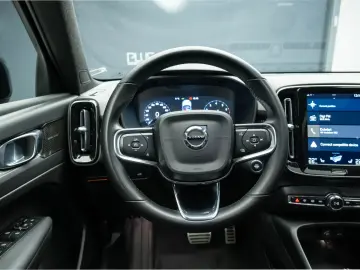 Volvo XC40 B4 AWD R-Design