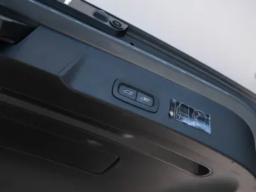 Volvo XC40 B4 AWD R-Design